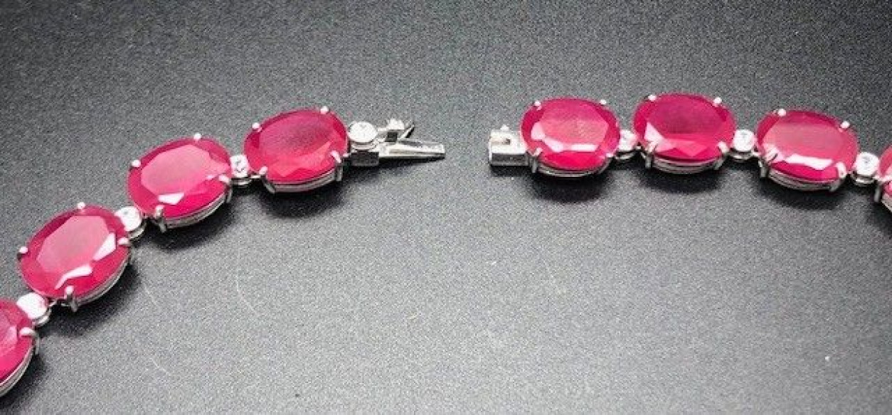 Collar rubí plata