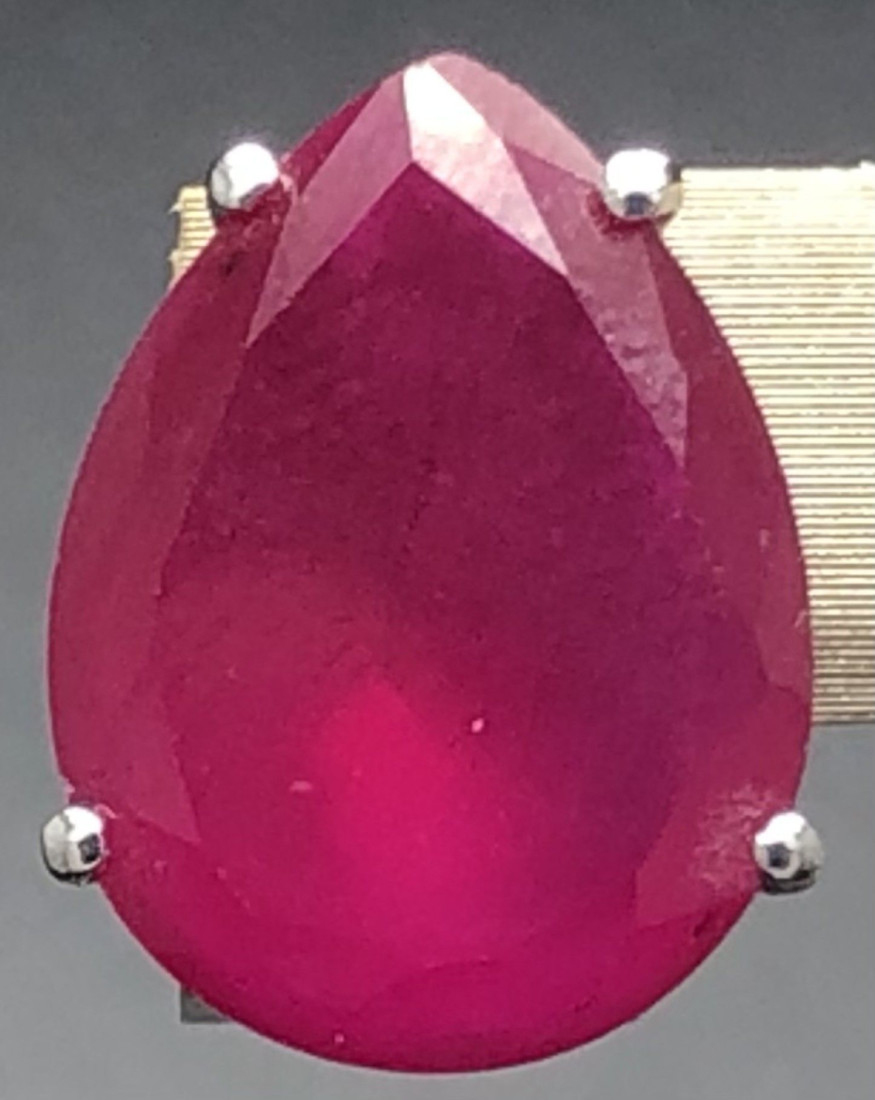 Pendiente rubí plata