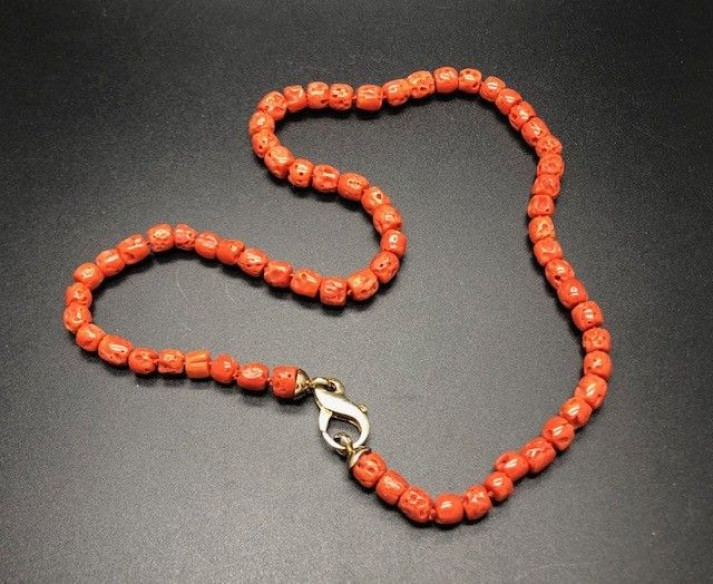 Collar coral bambú plata