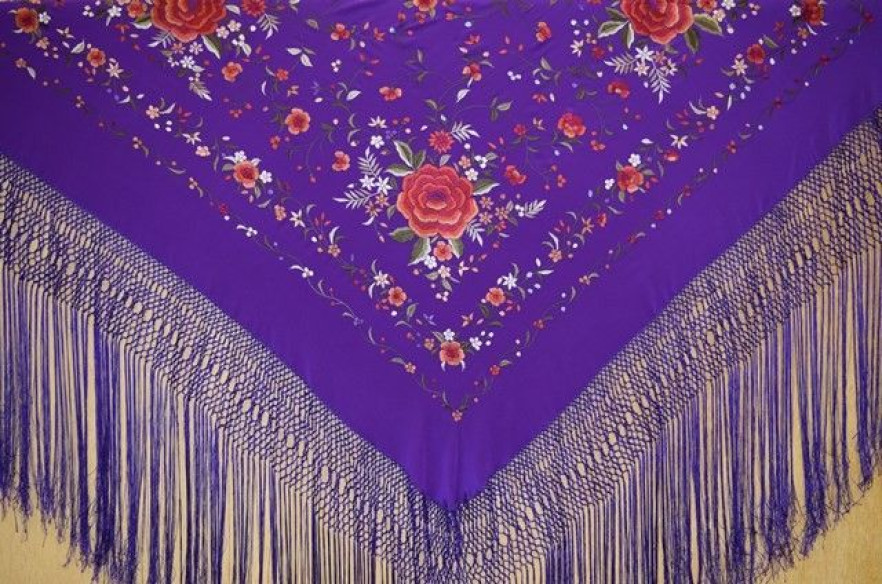 Mantón de Seda Natural Bordado a Mano 135cm | Juan Foronda