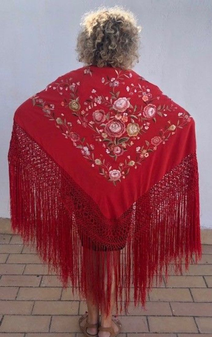 Mantón de Seda Bordado a Mano 145cm | Juan Forona