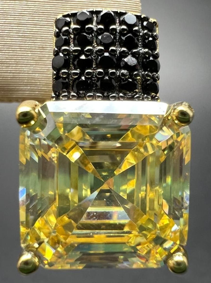 Pendiente topacio micro pave negro plata