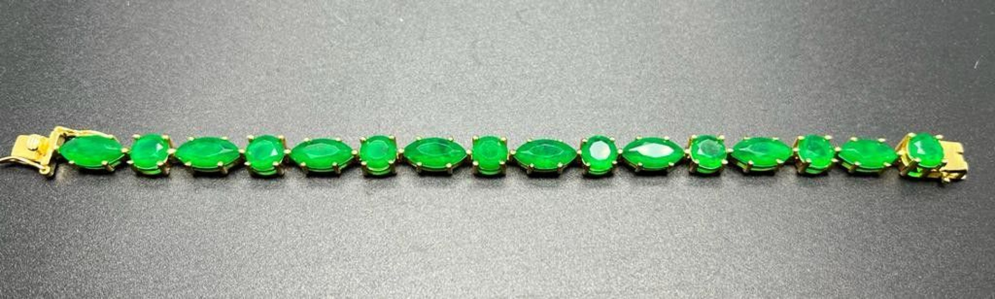 Pulsera esmeralda plata