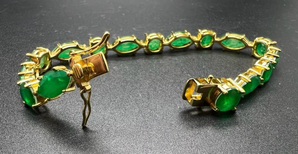 Pulsera esmeralda plata