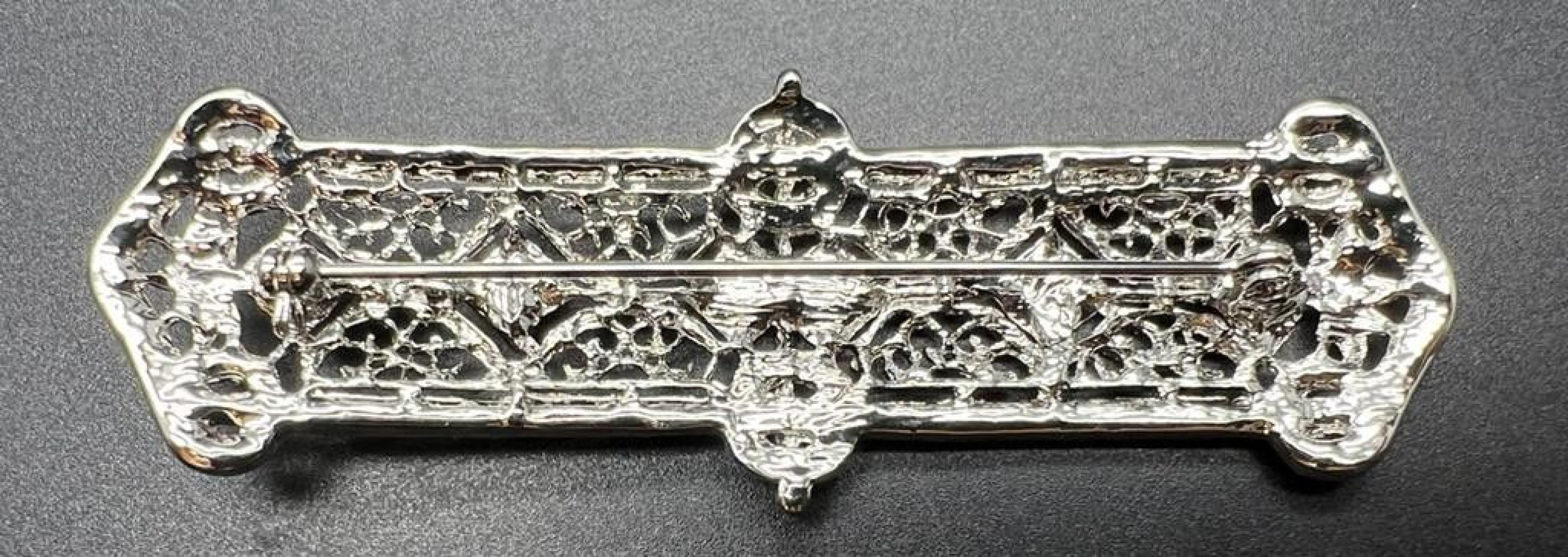Broche mantilla rodio