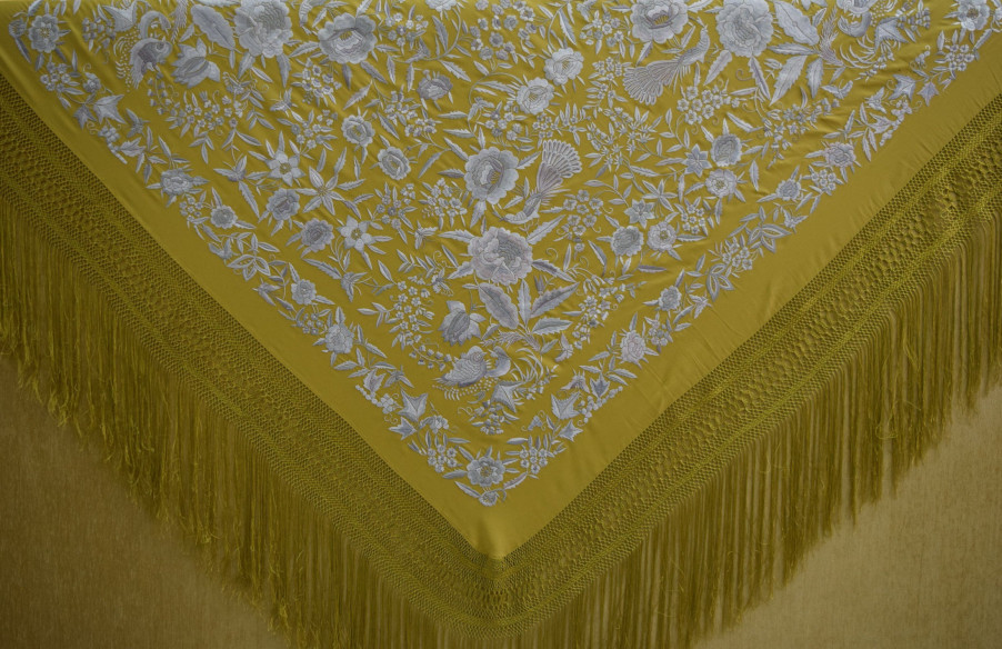 Mantón máquina crespón 150cm