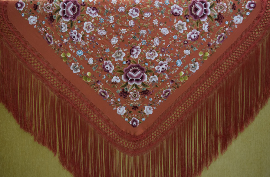 Mantón mano seda 140cm