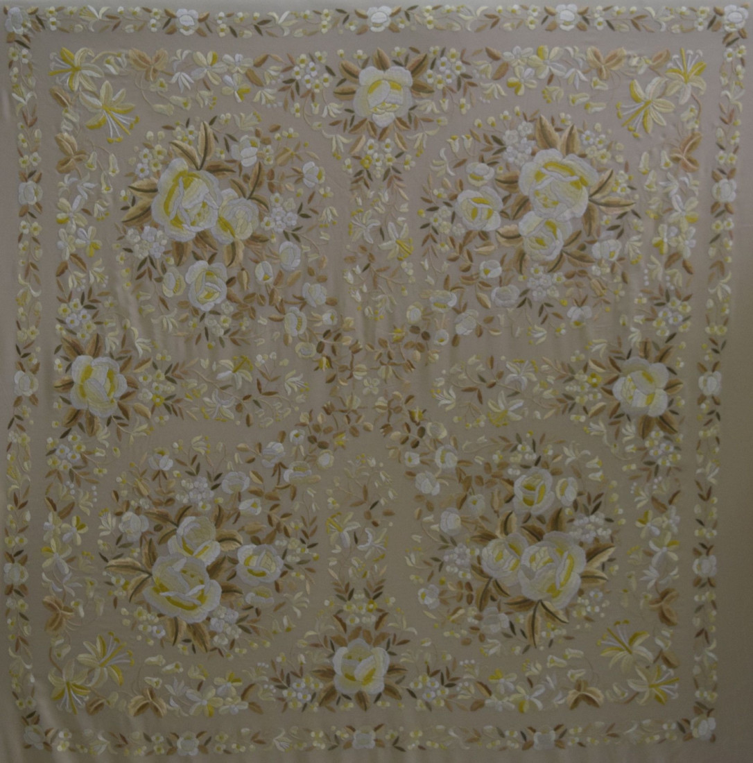 Mantón mano seda 140cm