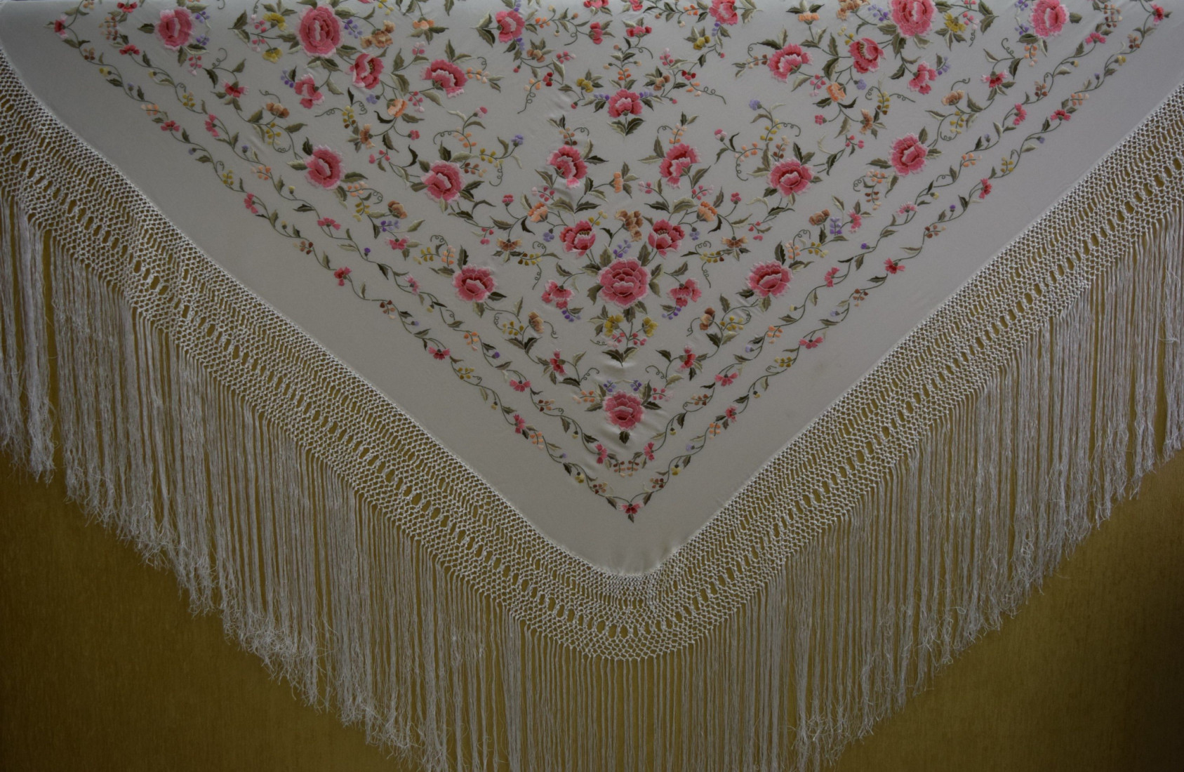 Mantón mano seda 140cm