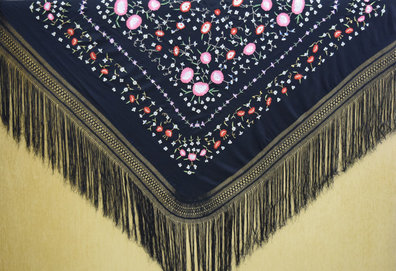 Mantón mano crespón 150cm