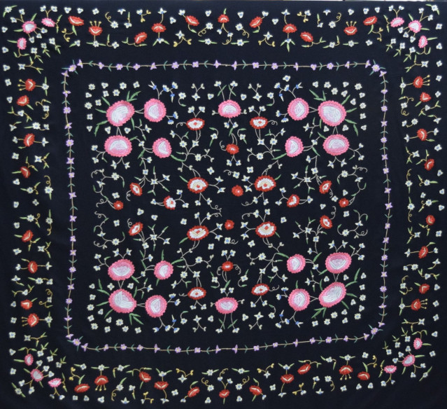 Mantón mano crespón 150cm