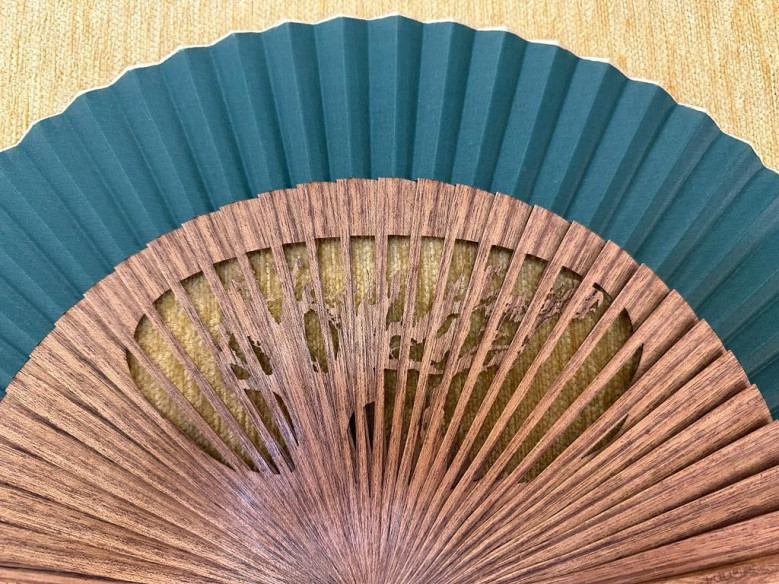 Abanico liso "lo que el viento se llevo"
