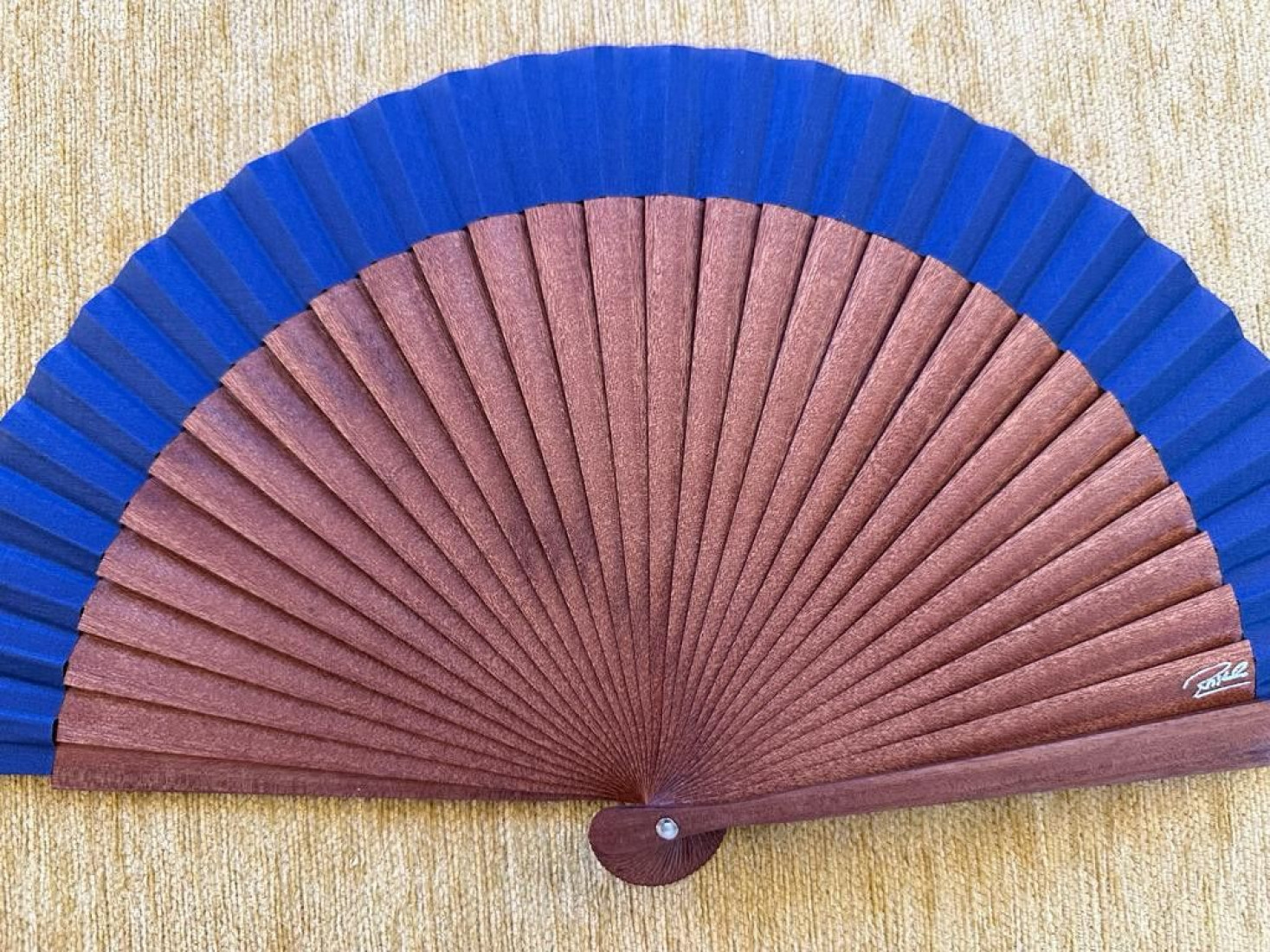 Abanico bolso liso pulido