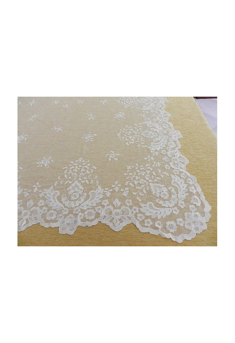 Mantilla bordada a mano en seda 120*240