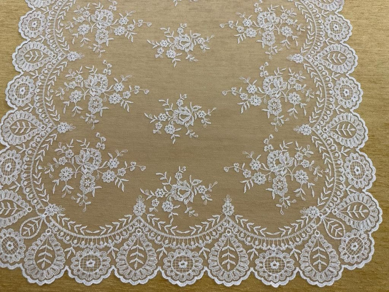 Mantilla máquina niña 65*185