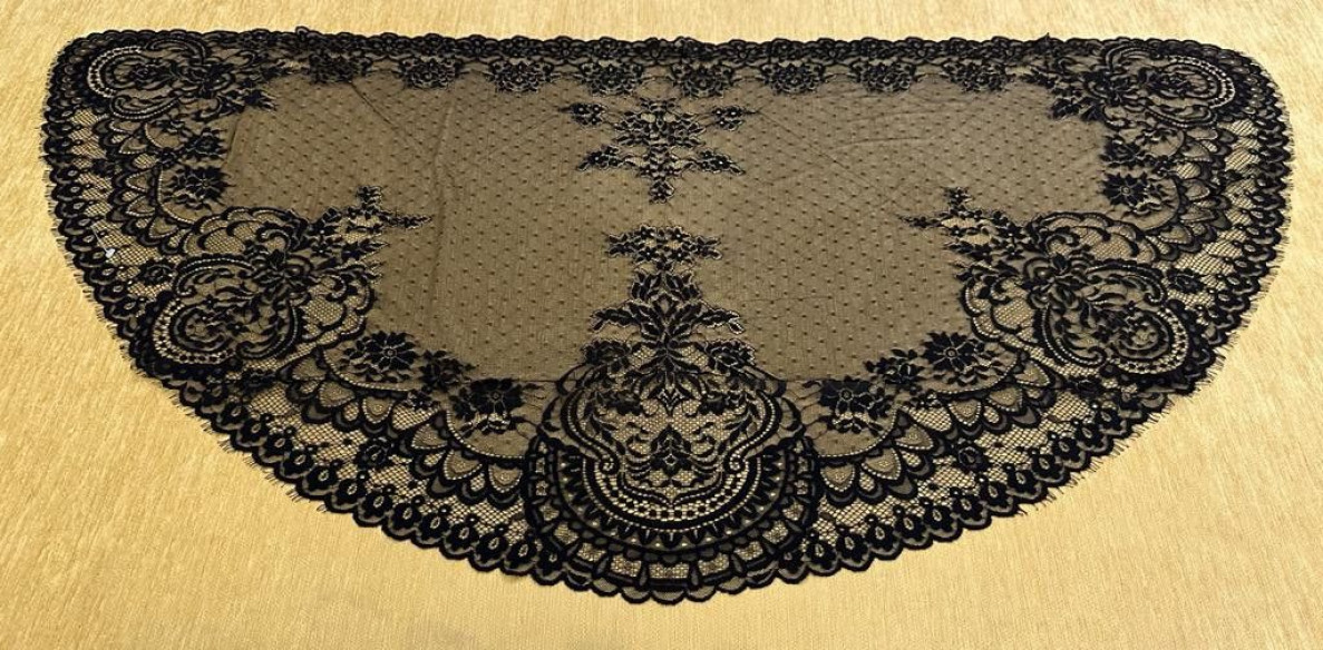 Mantilla máquina media luna