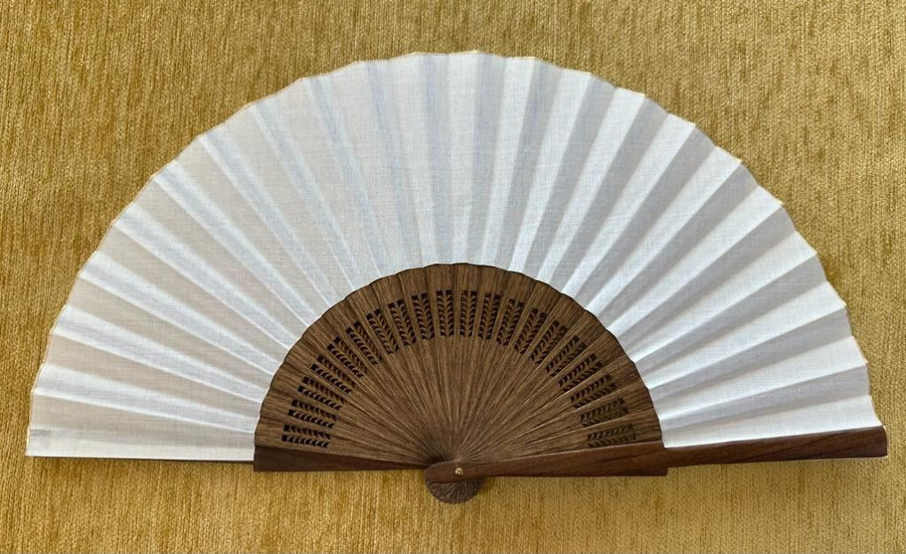 Abanico calado espiga