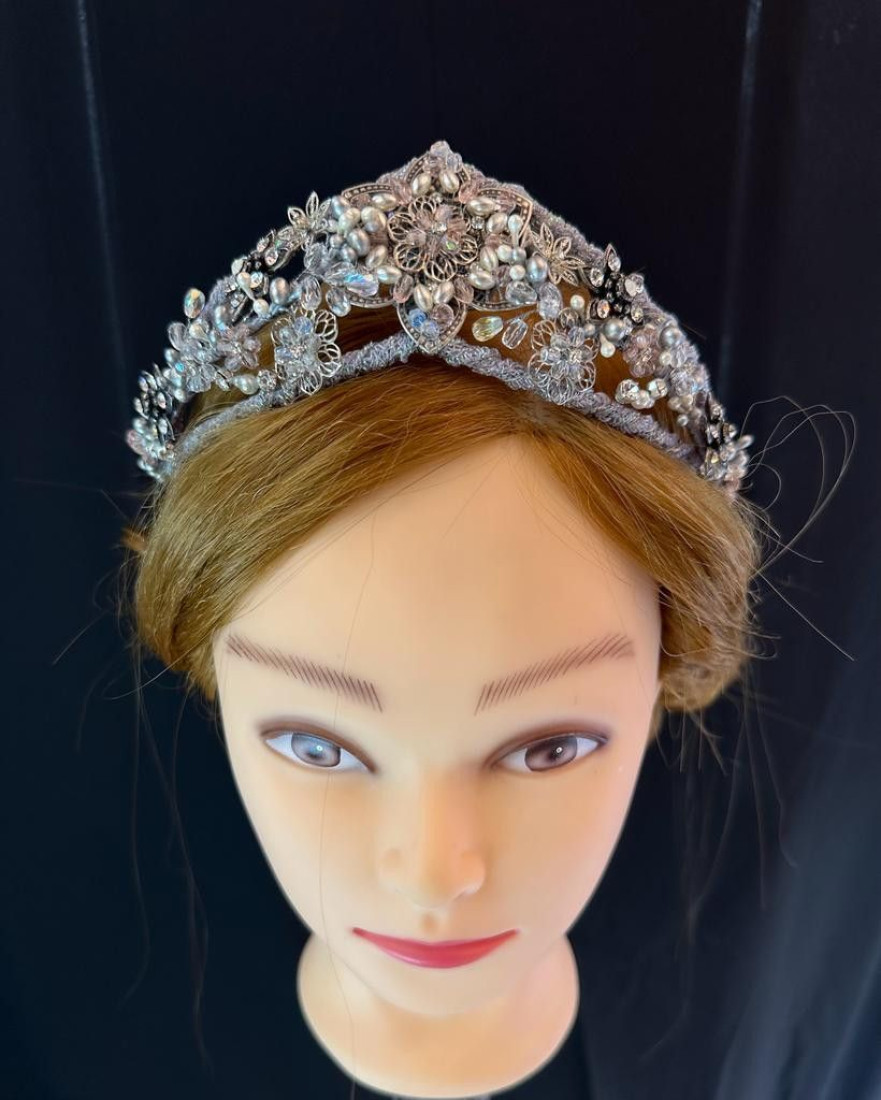 Tiara plata cristal y nacar