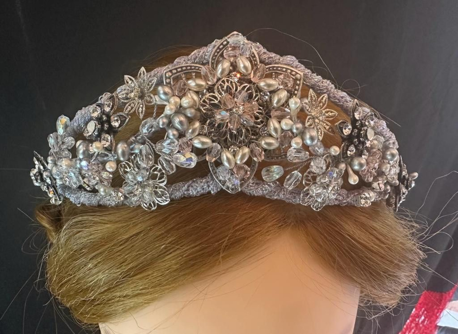 Tiara plata cristal y nacar