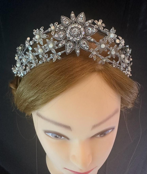 Tiara flores filigrana
