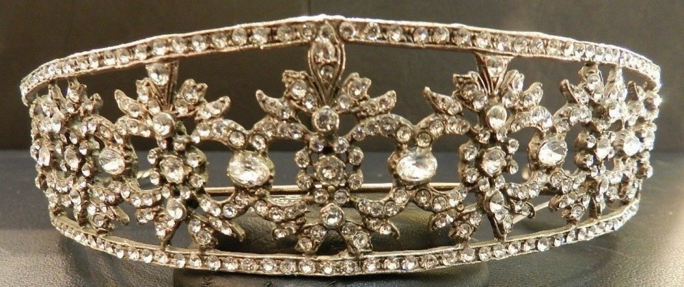 Tiara Versalles plata y circonitas