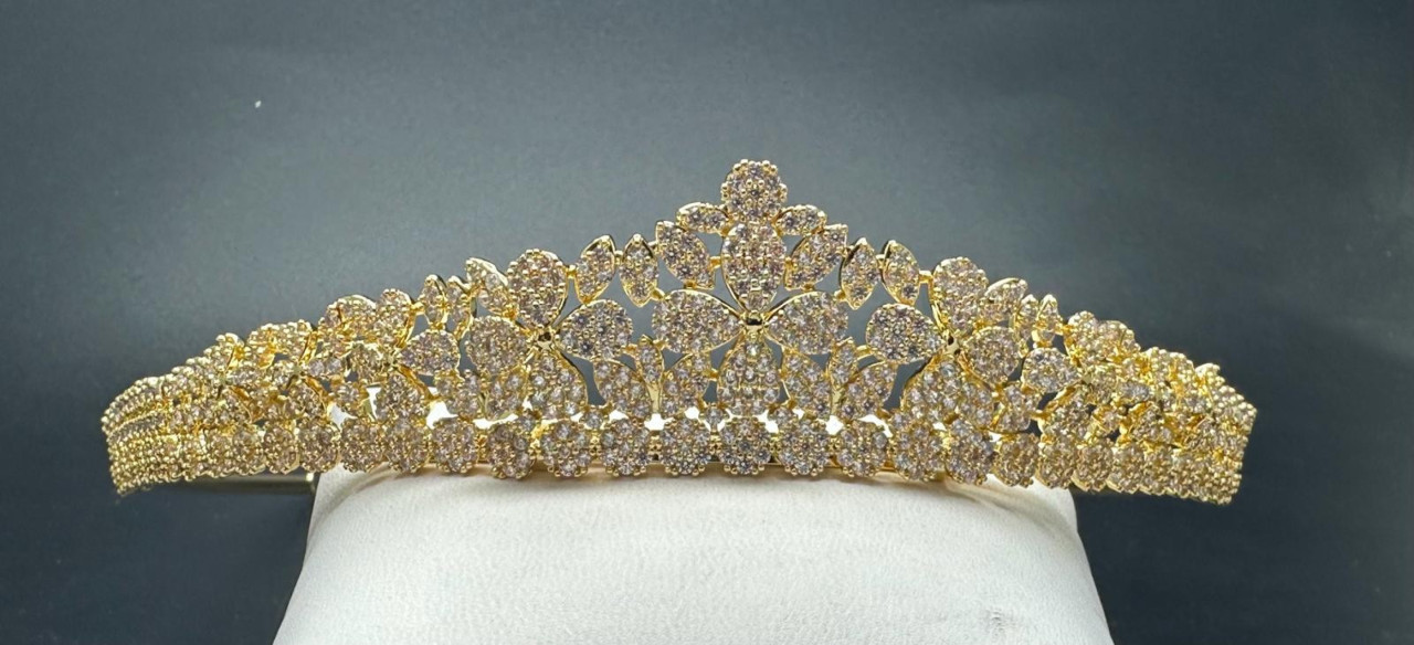 Tiara dorada