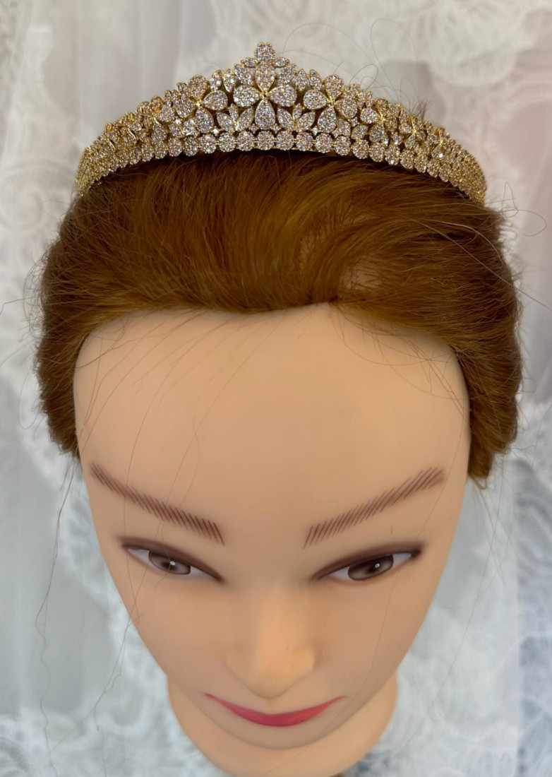 Tiara dorada