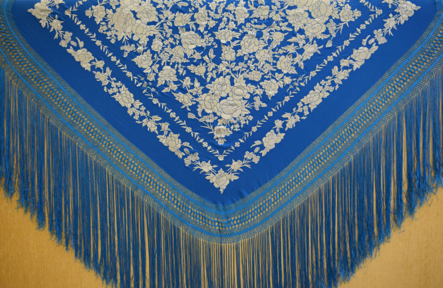 Mantón mano seda 140cm