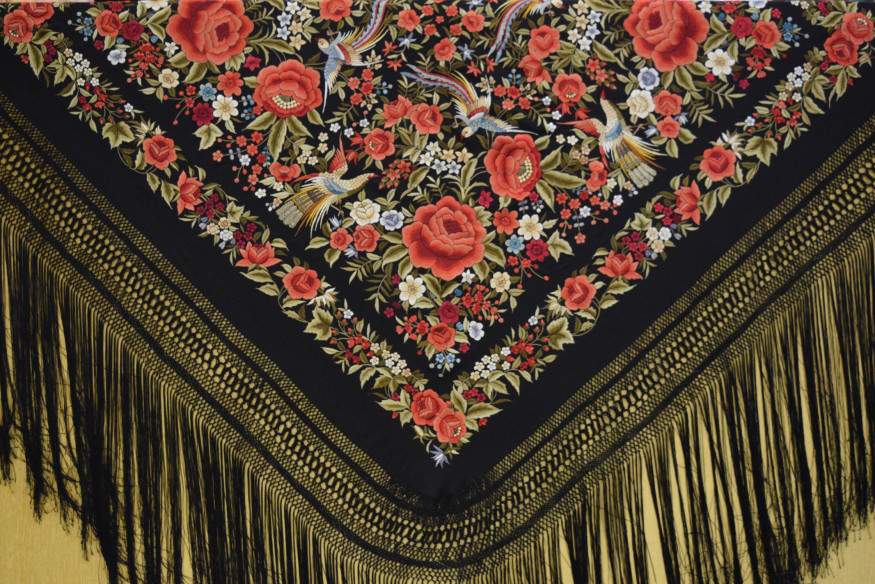 Mantón mano seda 140 cm