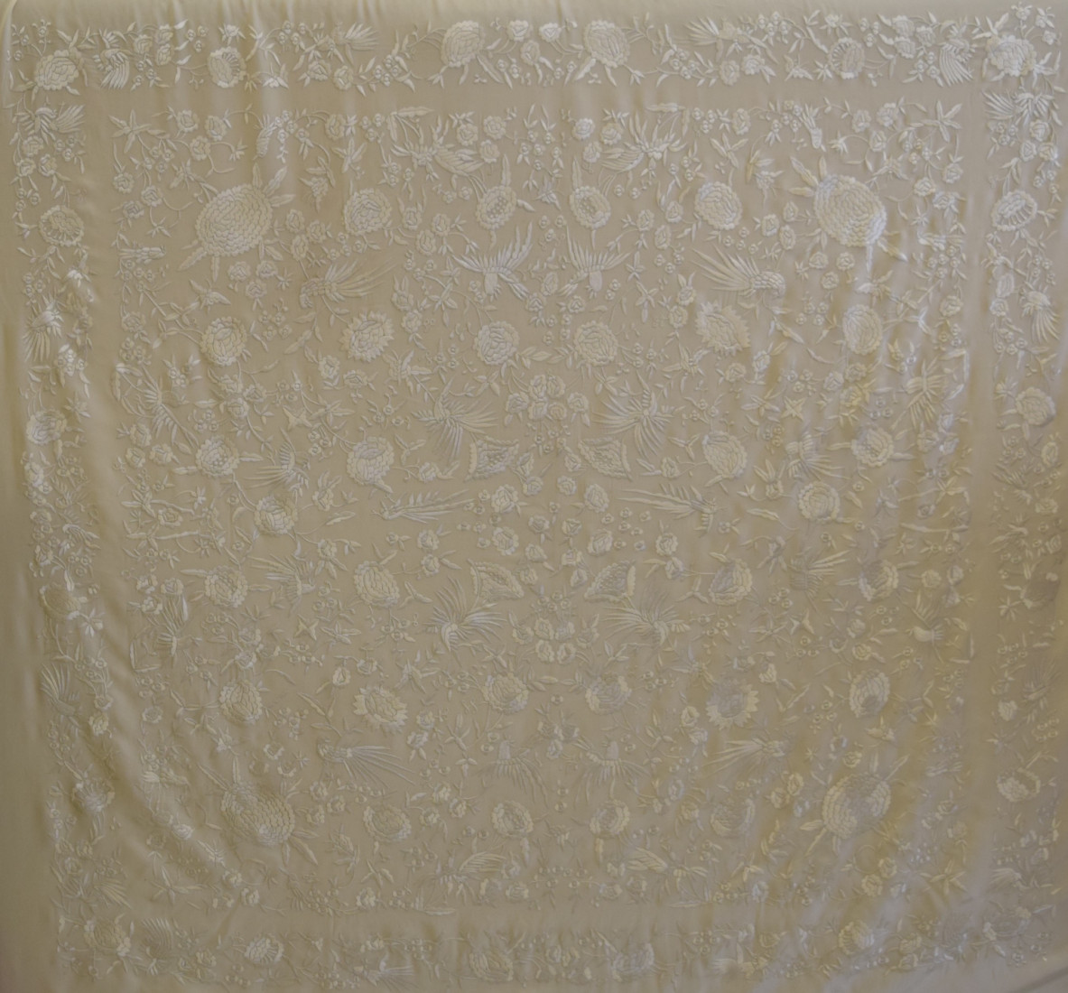 Mantón mano crespón 150cm