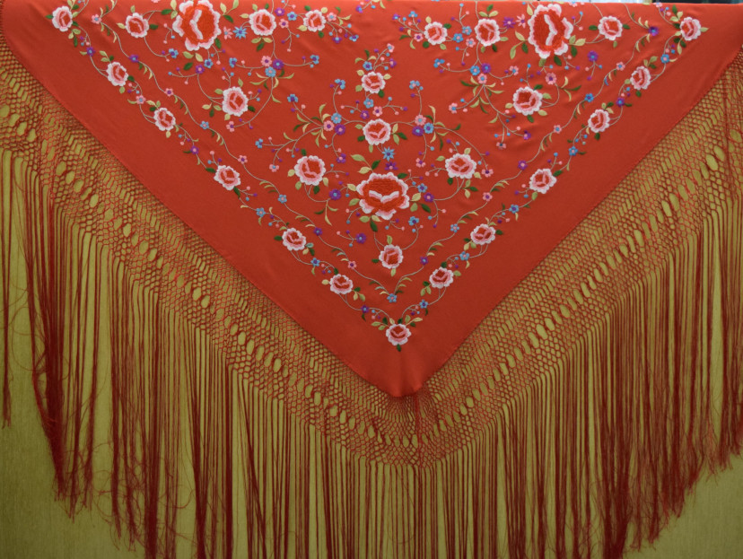 Mantón mano seda 115cm