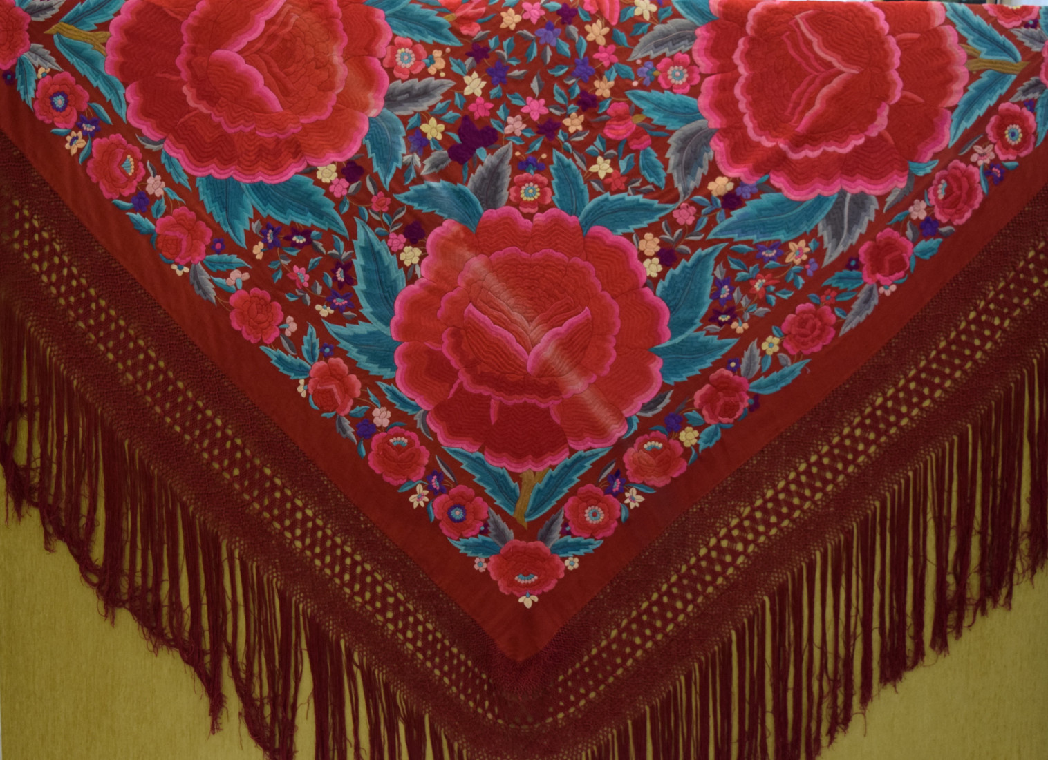 Mantón antiguo mano seda 170cm