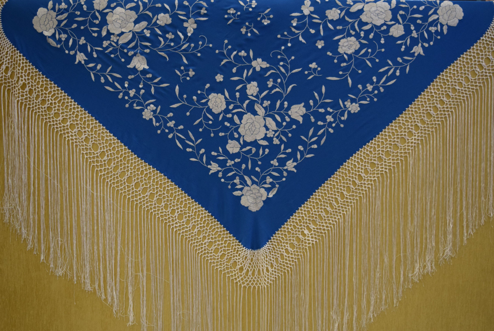 Mantón mano seda 115cm