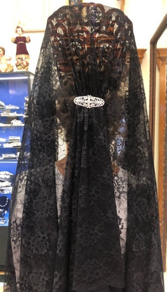 Oferta mantilla + peina