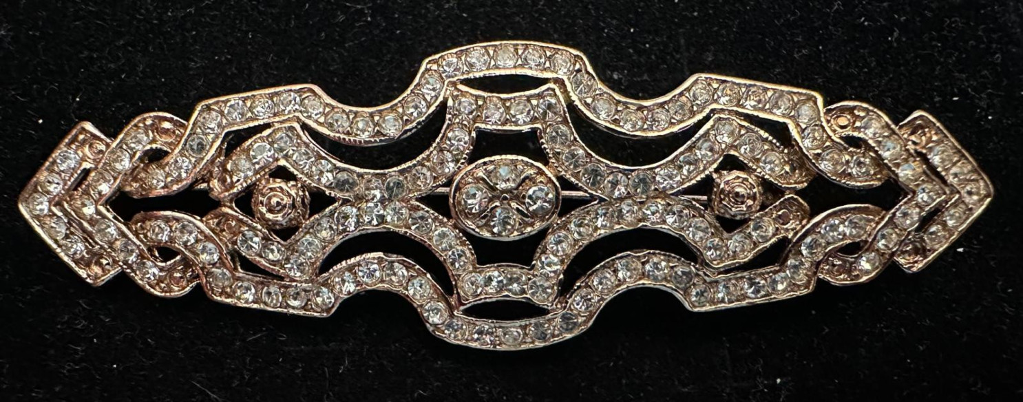 Broche mantilla rodio
