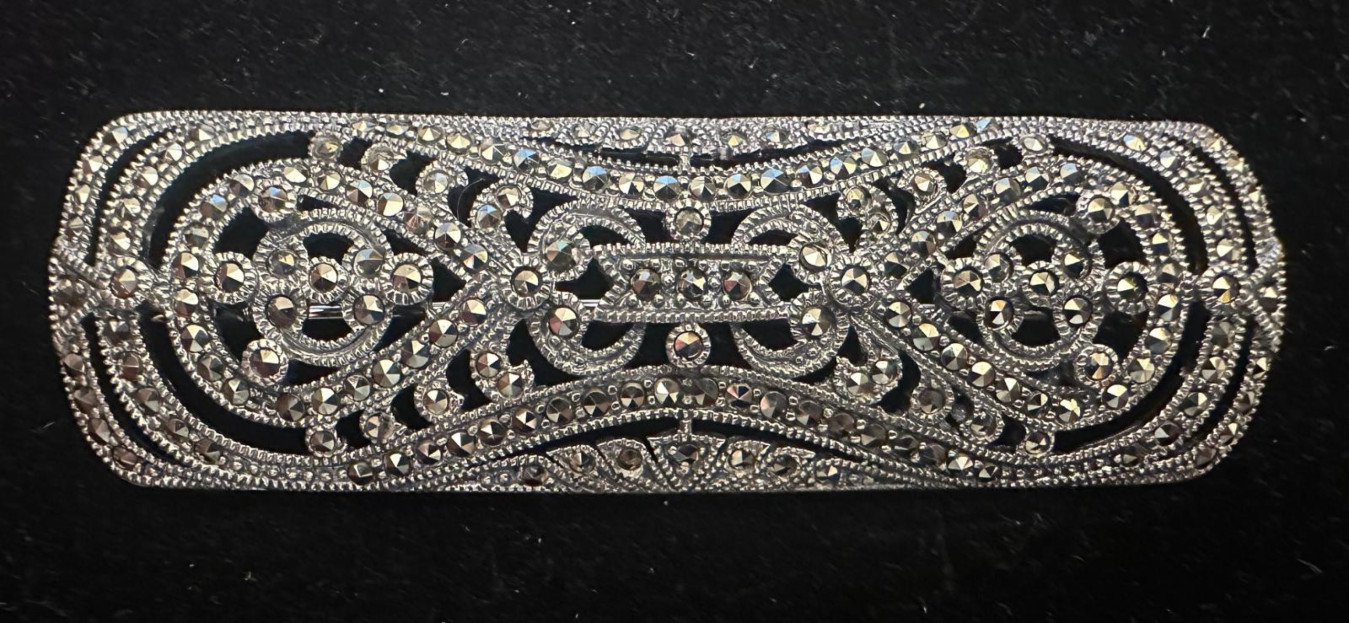 Broche plata y marcasitas