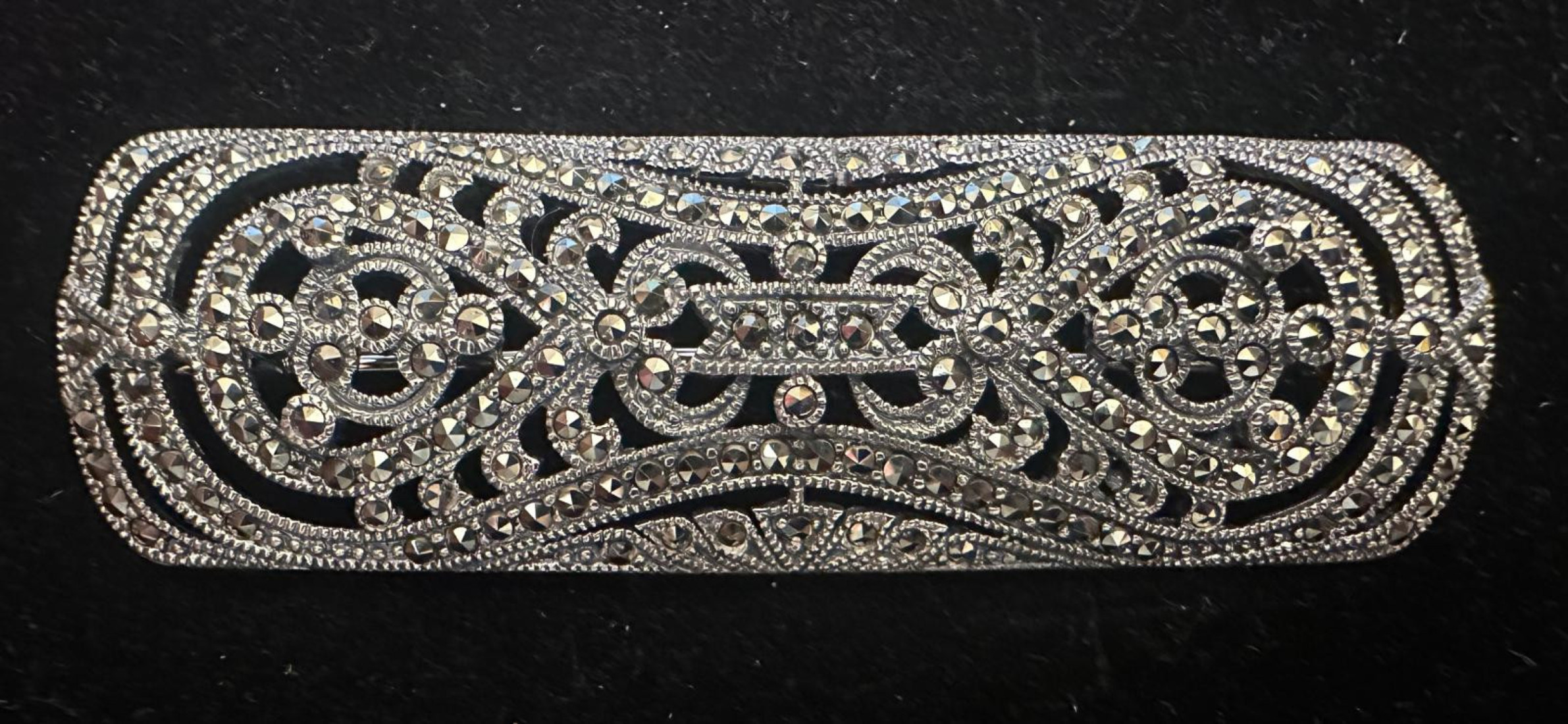Broche plata y marcasitas