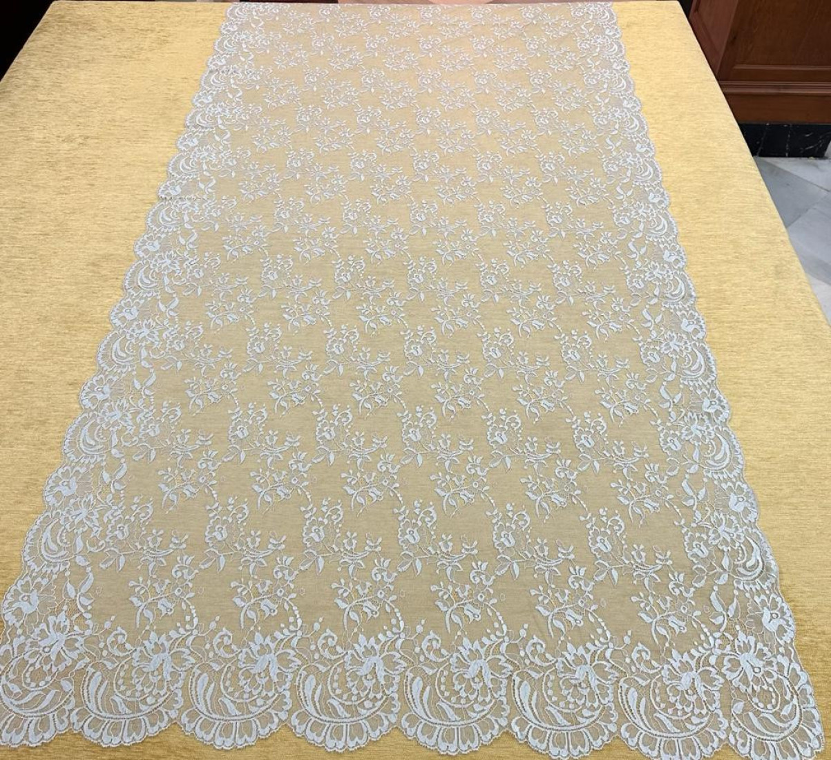 Mantilla máquina color perla 100*220