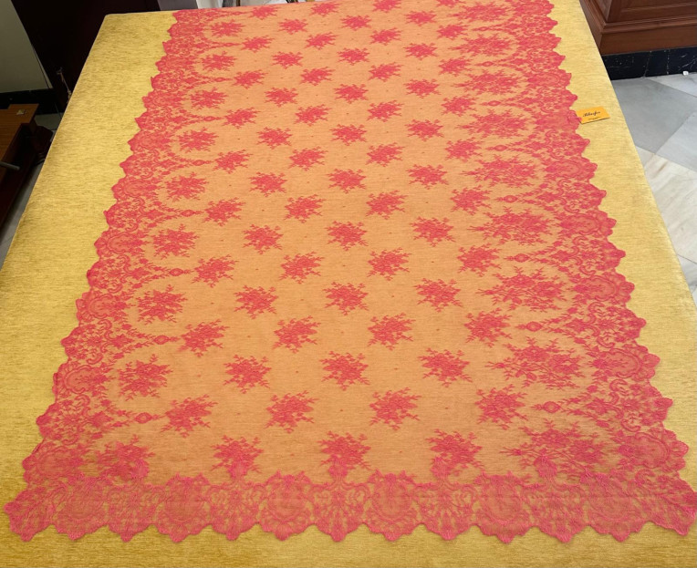 Mantilla máquina 100*220 buganvilla
