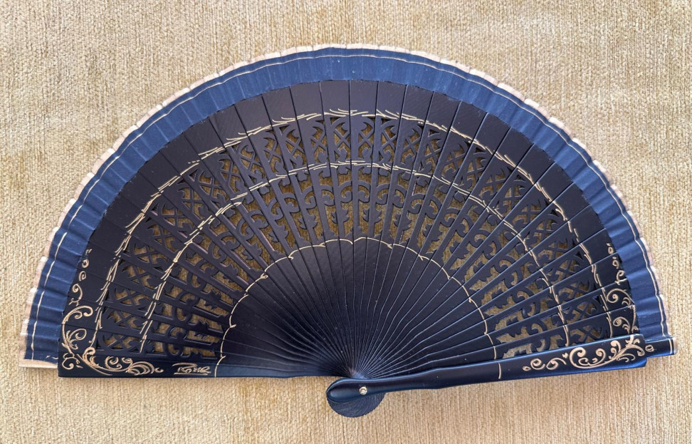 Abanico bolso calado