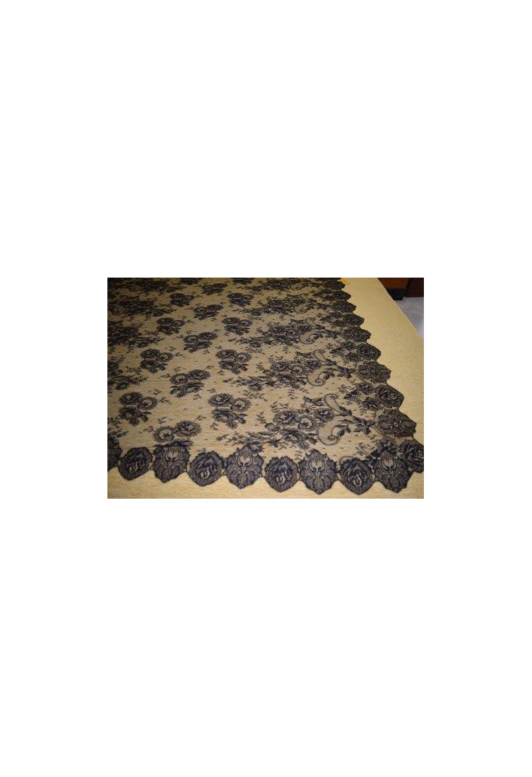 Mantilla chantilly máquina 100*220