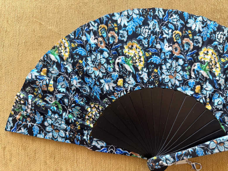 Abanico batik seda