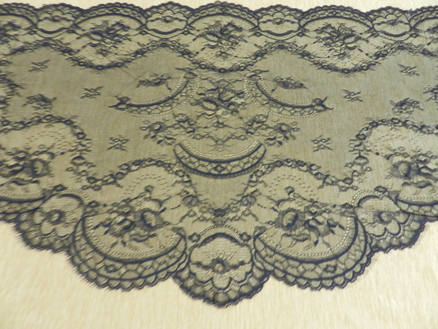Mantilla media luna 60*120