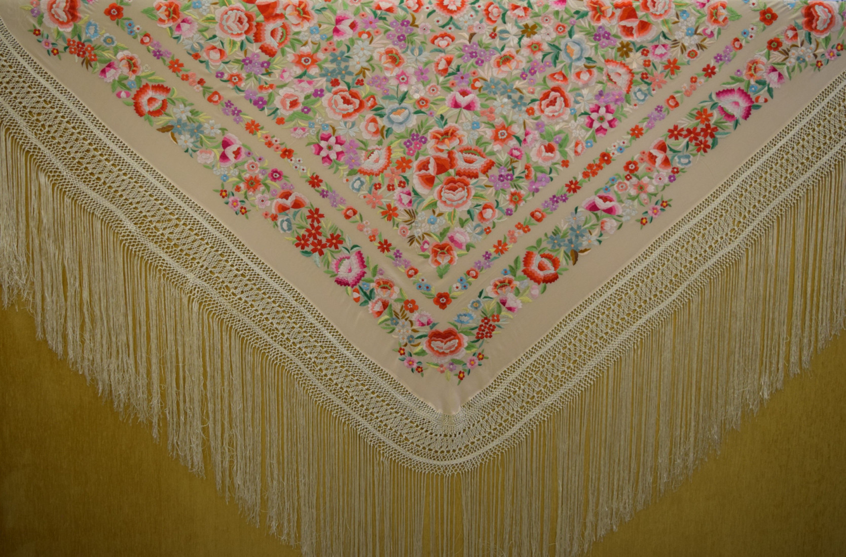 Mantón mano seda 140cm