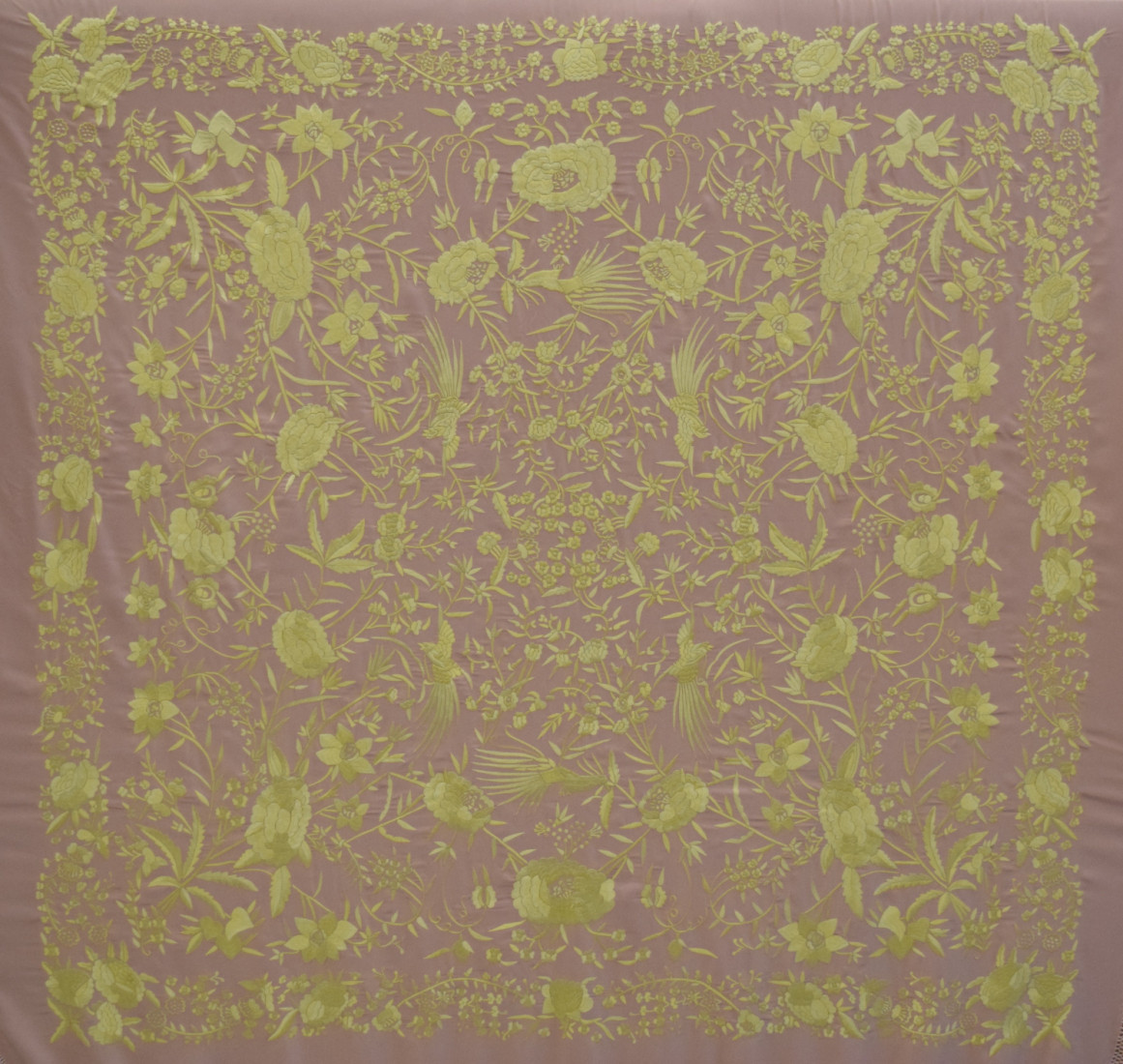 Mantón crespón mano 145cm