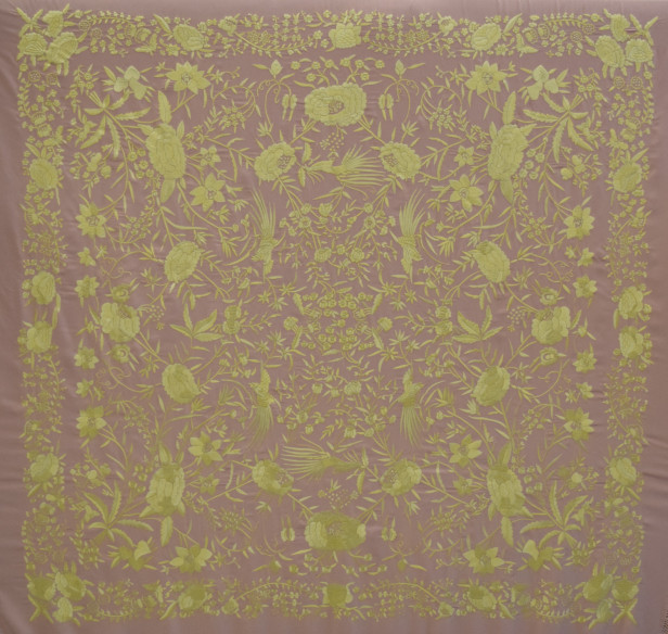 Mantón crespón mano 145cm