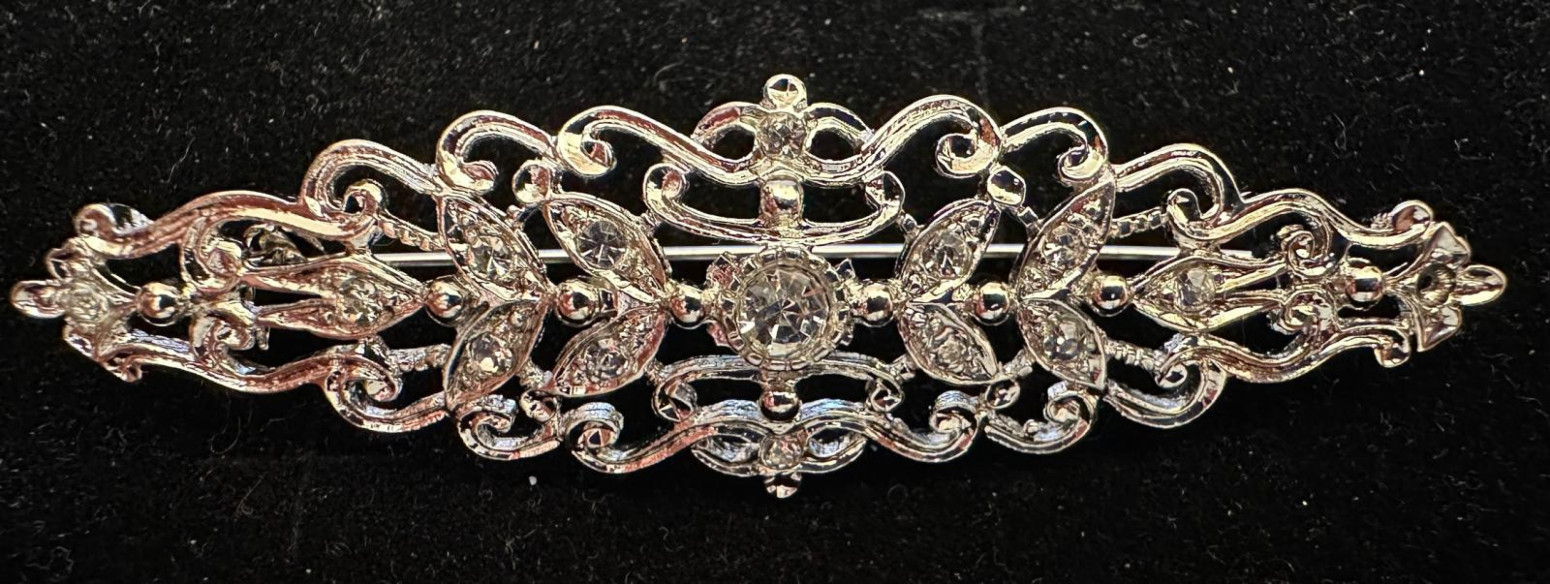 Broche mantilla rodio