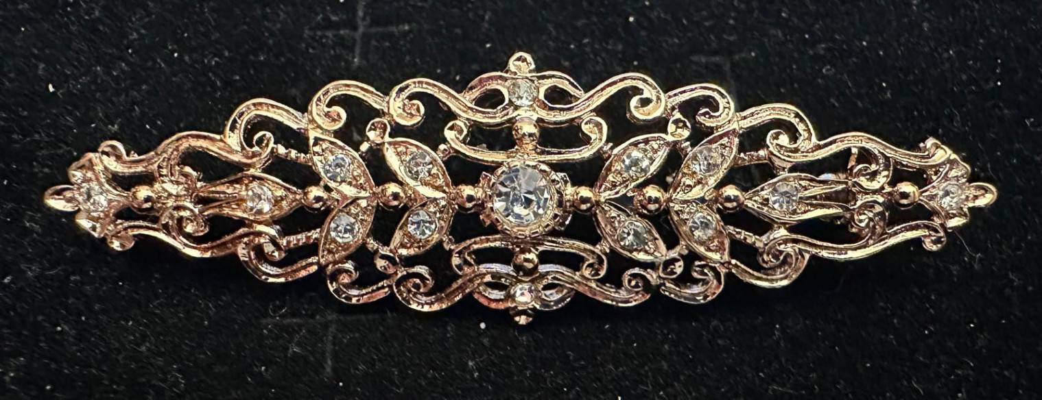 Broche mantilla rodio