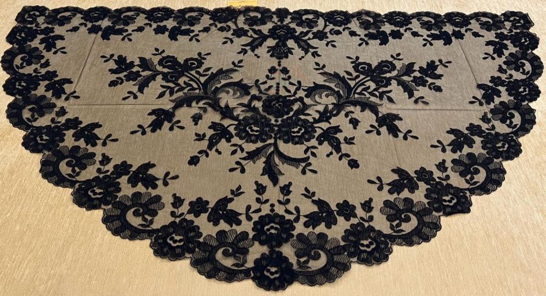 Mantilla media luna 80*150