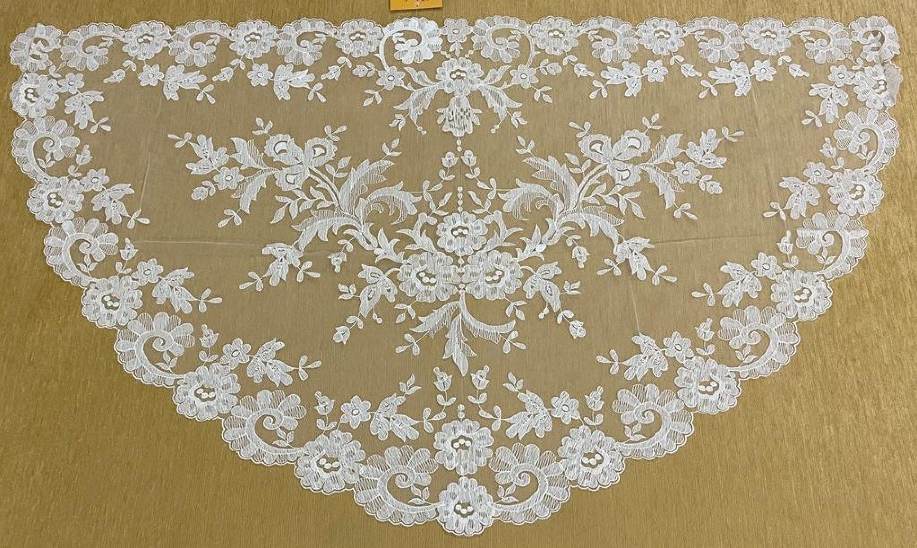 Mantilla media luna 80*150